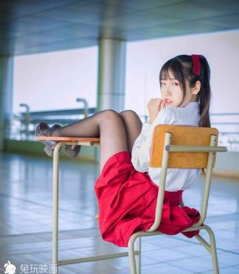女集中营电影国语观看